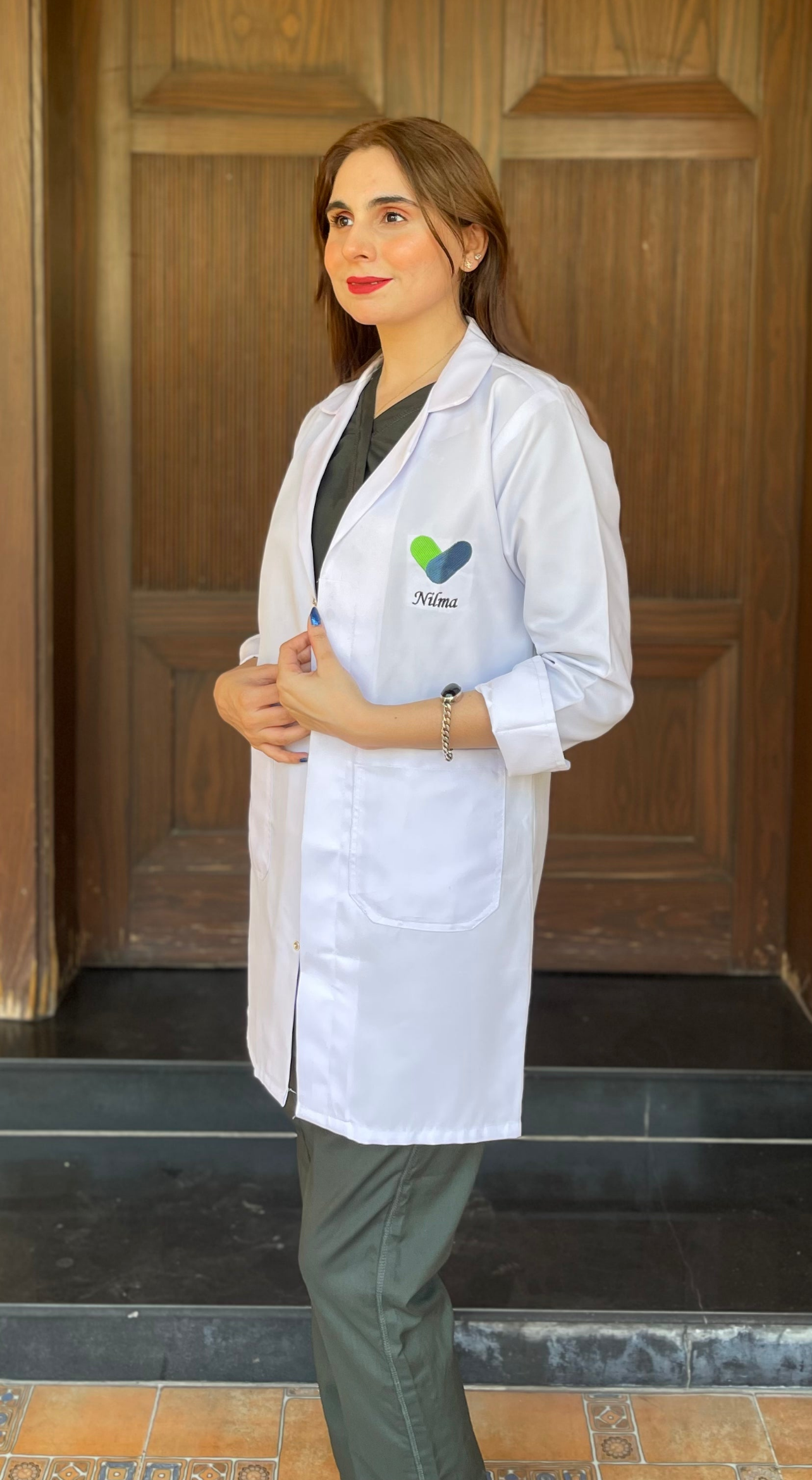 Signature Series Labcoat - The Doctors Shop