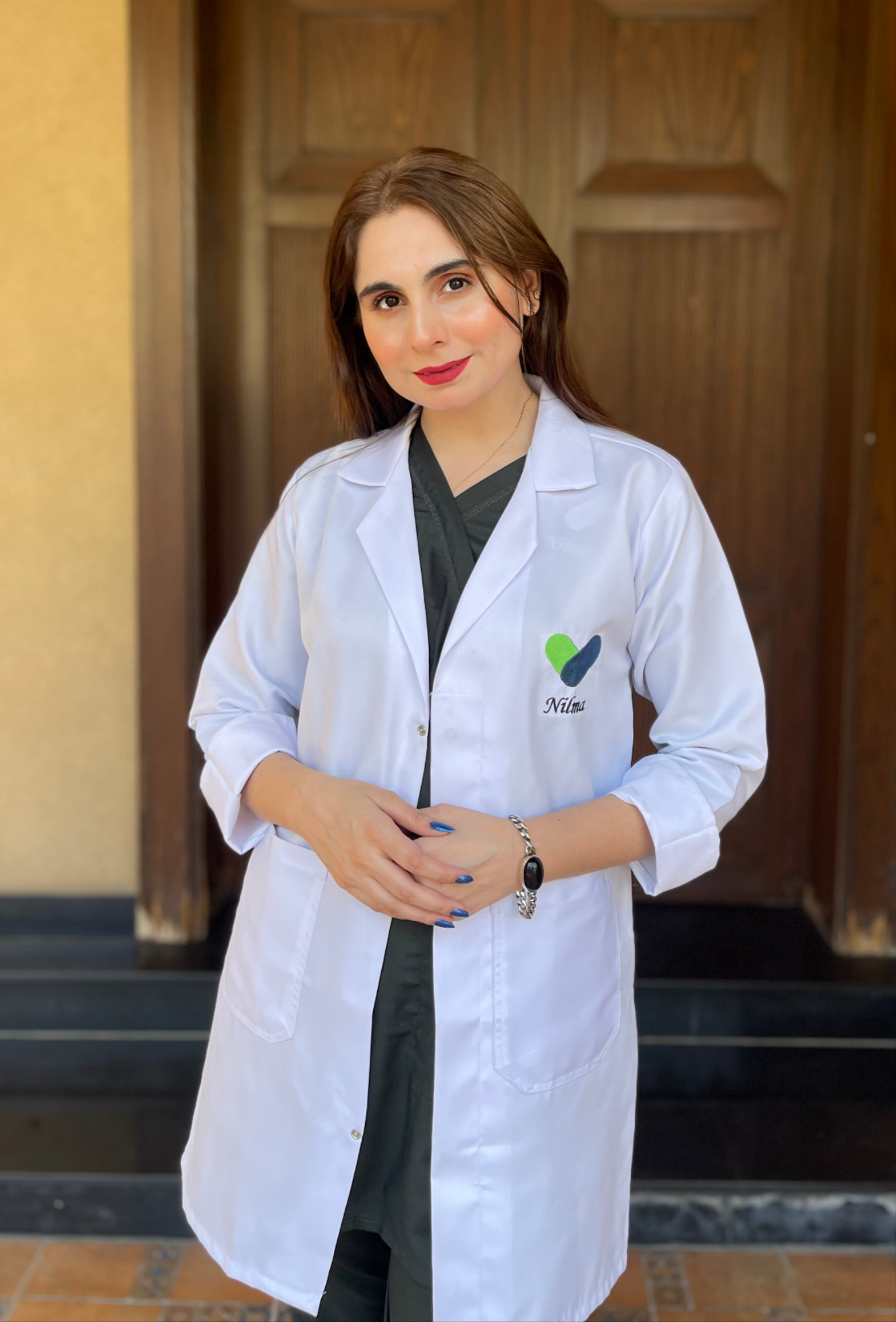 Signature Series Labcoat - The Doctors Shop