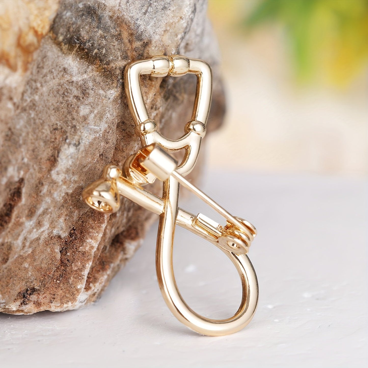 Elegant stethoscope pin brooch for doctors, nurses, and medical students in Pakistan – The Doctors Shop