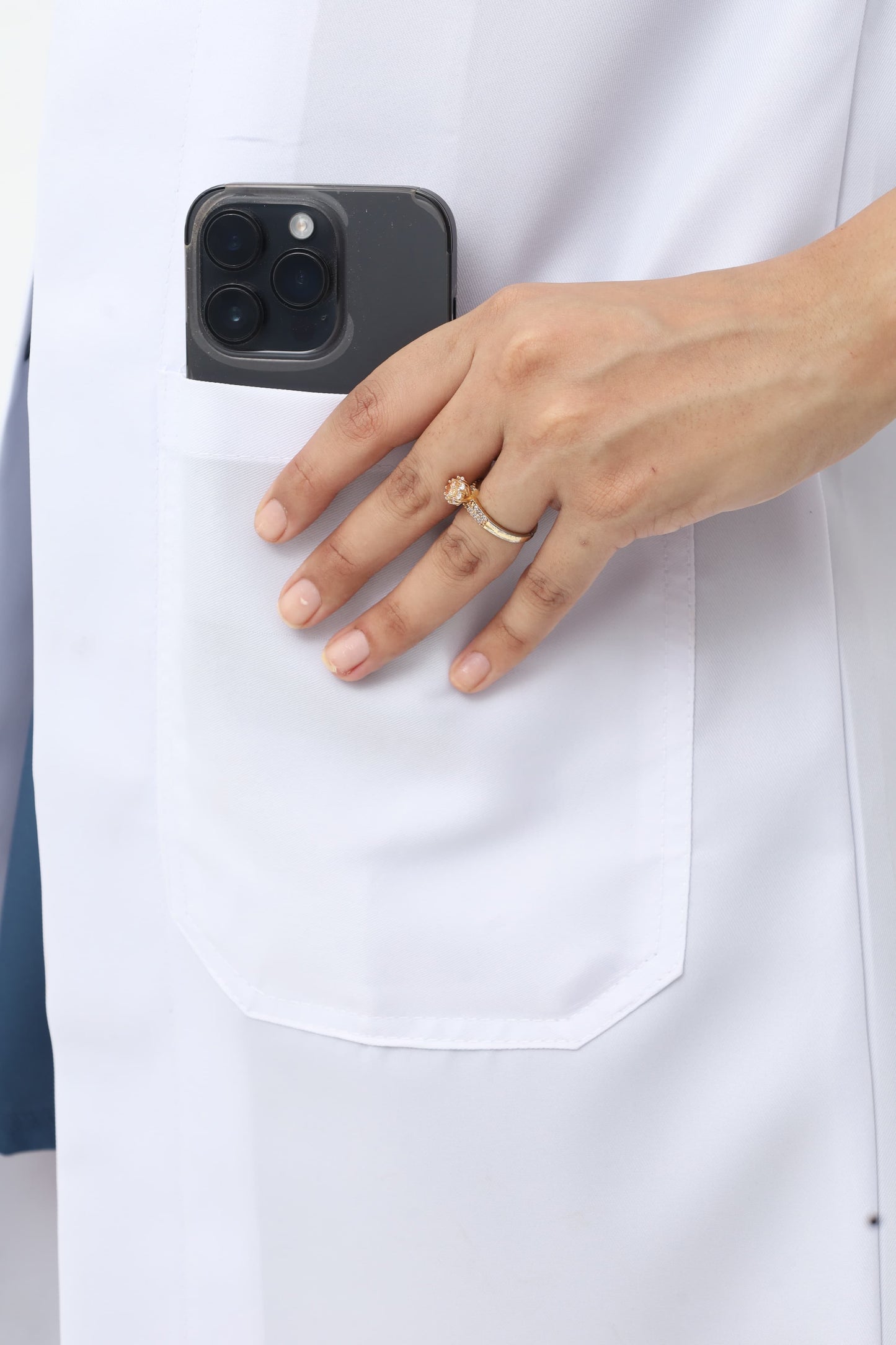 Signature Series Labcoat - The Doctors Shop