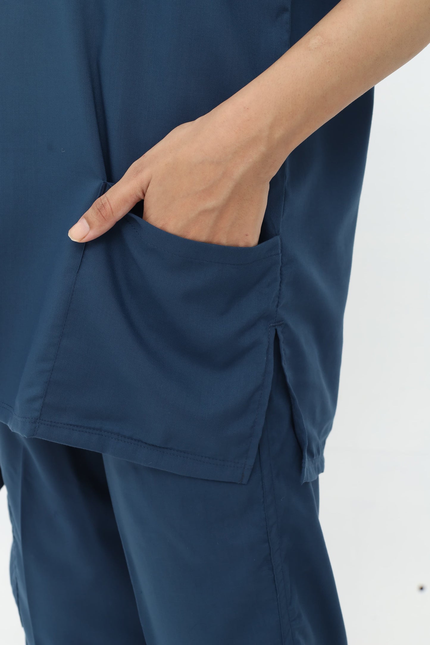 UNISEX SCRUBS